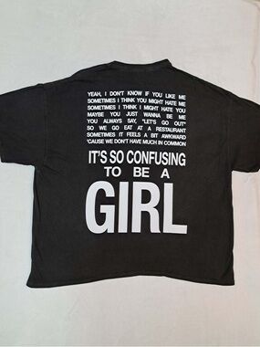 Charli XCX's "IT'S SO CONFUSING TO BE A GIRL" BOXY T-Shirt - Size 3XL